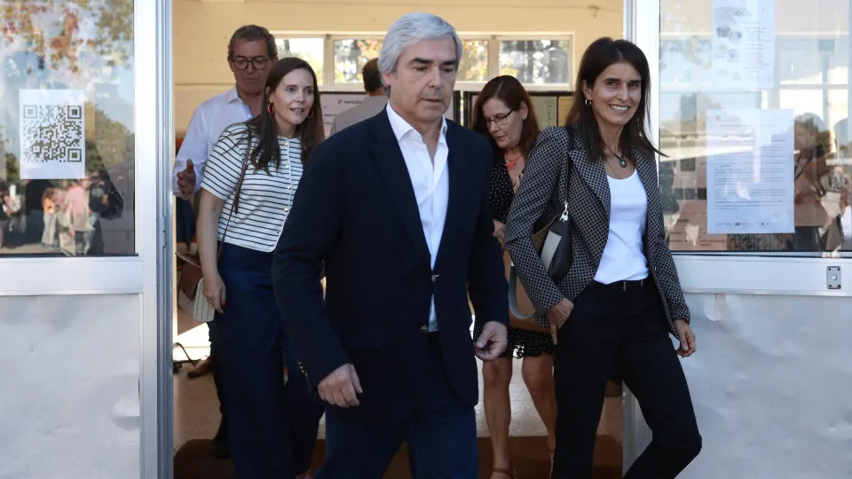 Nuno Melo destaca noite "muito feliz" para o CDS-PP