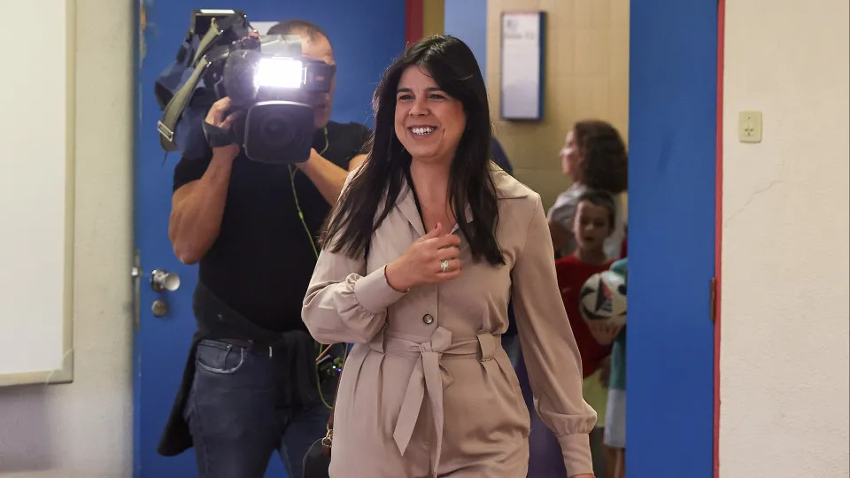 Líder do PAN destaca grande adesão em "dia de festa para a democracia"