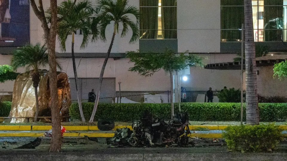 Explosão causa um morto e dois feridos em cidade portuária no Equador