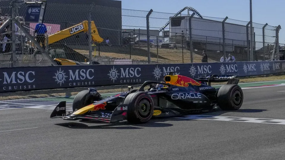 Max Verstappen vence GP dos Estados Unidos e recupera pontos aos rivais