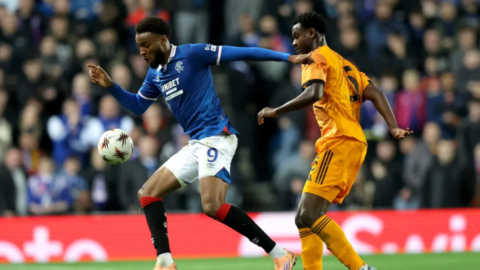 Youssef Chermiti sofre lesão grave e ficará afastado do Rangers