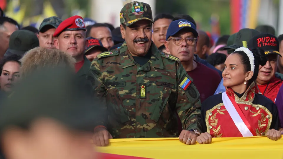 Estados Unidos têm plano de contingência caso Maduro fuja da Venezuela