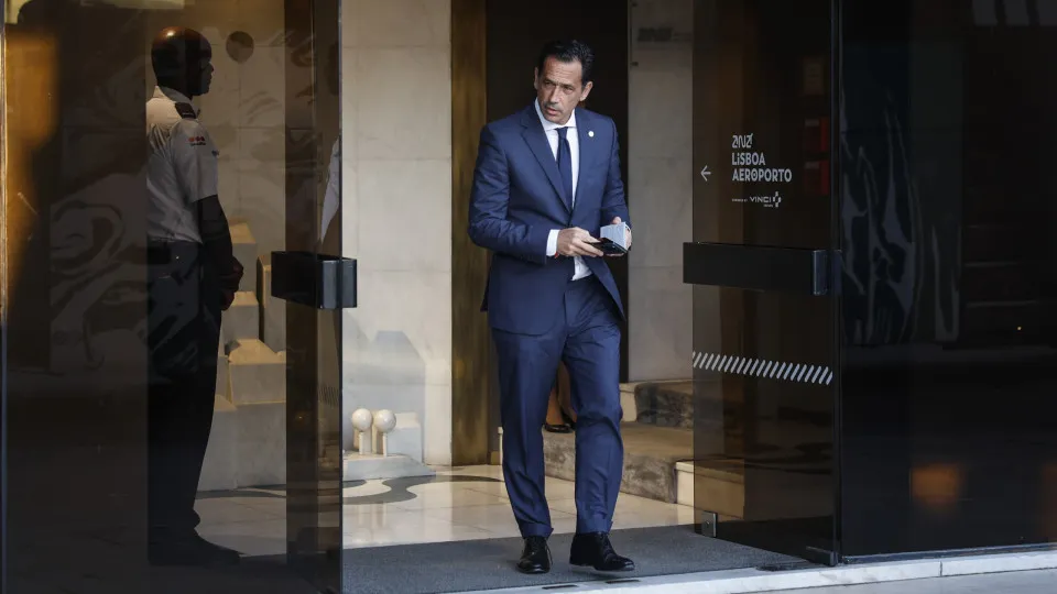Árbitros condicionam início de trabalhos à retratação de Proença
