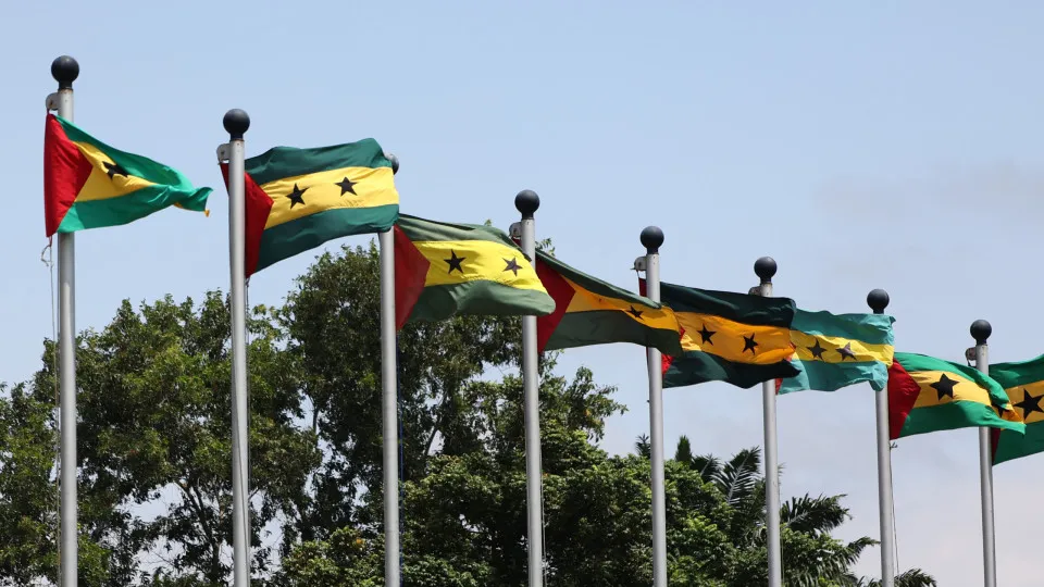 Presidente são-tomense exonera ministro do Trabalho