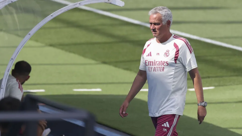 TAD retira castigos a Mourinho por incidentes no clássico ante o FC Porto