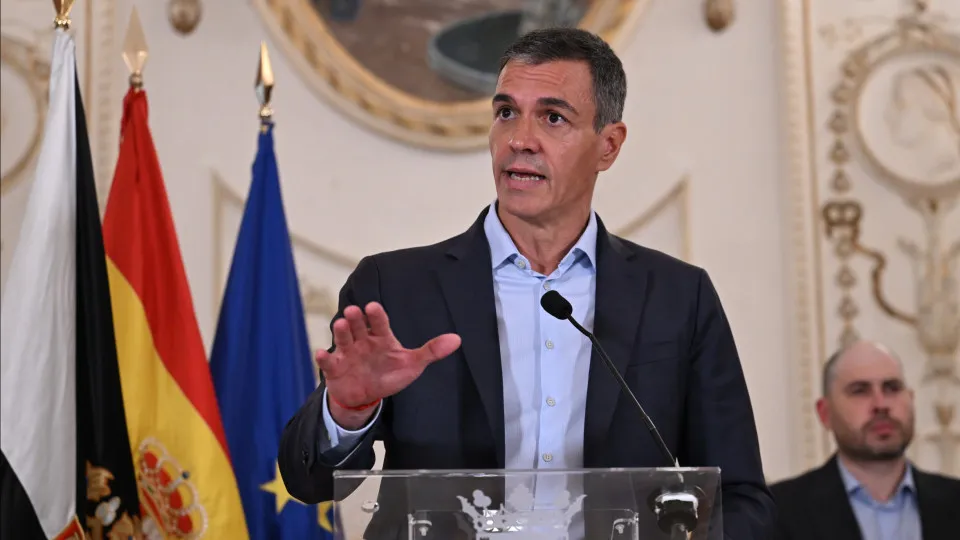 Itália recusa levantar controlos e Espanha responde na mesma moeda