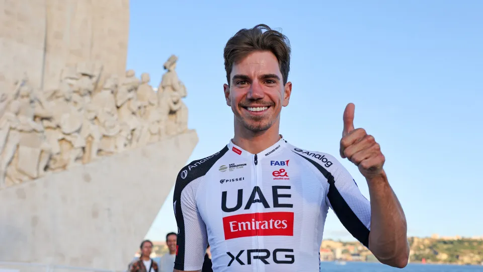 Volta a Portugal. Oliveira corre para ganhar etapa na estreia que ansiava