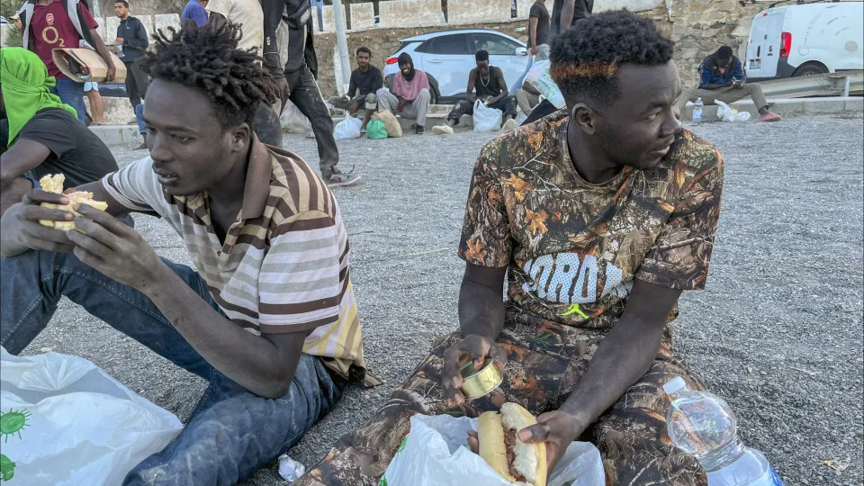 PEE acusa Marrocos de usar Ceuta como "chantagem política"