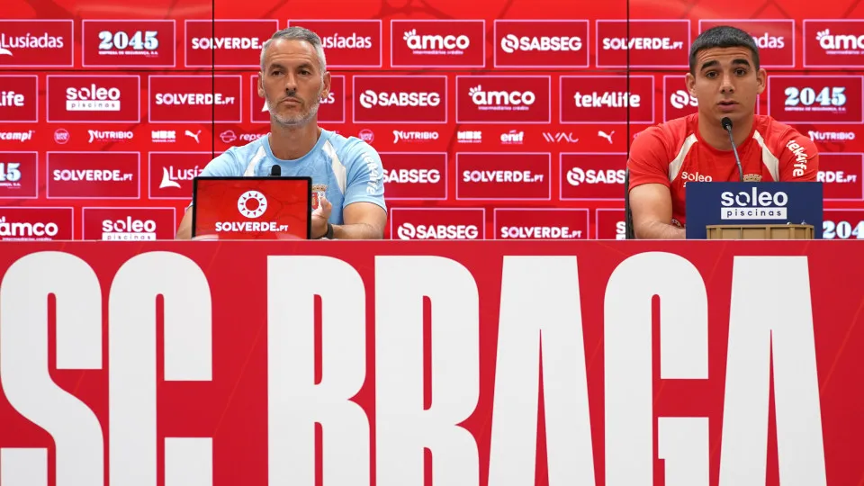 Carlos Vicens destaca evolução do Sporting de Braga antes do jogo contra Dínamo Minsk