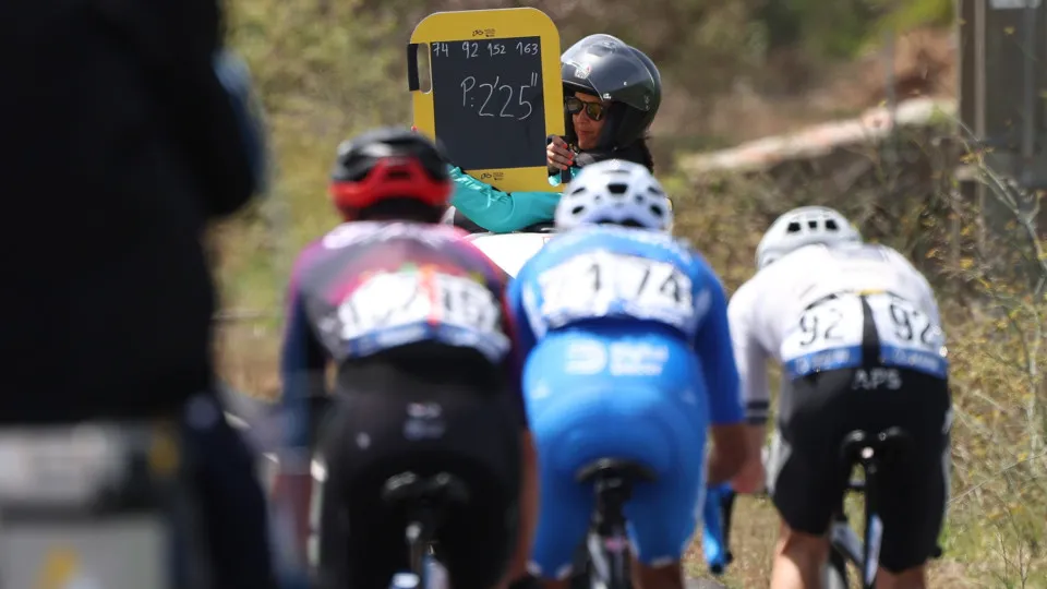 Volta a Portugal: Etapa mais longa termina em Elvas com Rui Oliveira na liderança