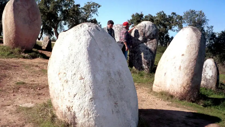 Cromeleque dos Almendres em Évora reabre com novas regras de visita