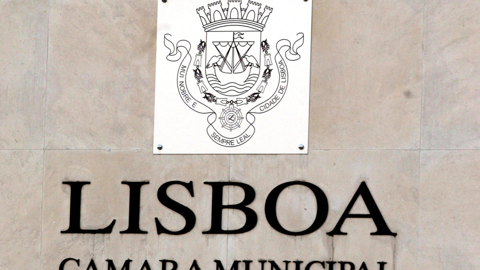 Lisboa propõe sistema eletrónico para cartão de localização de passageiro