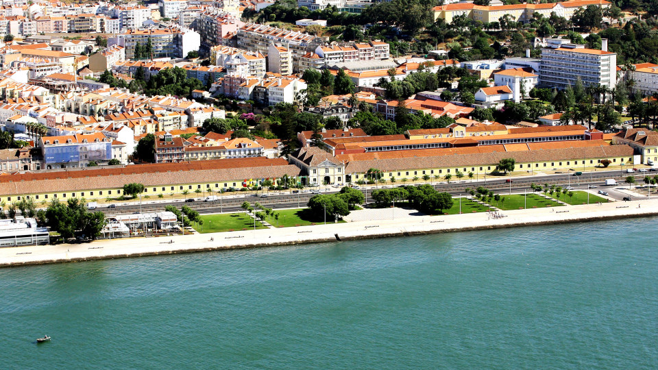 Feira de Arte e Antiguidades com 25 expositores encerra hoje em Lisboa
