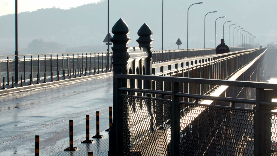 Obras de manutenção encerram ponte Eiffel de Viana do Castelo