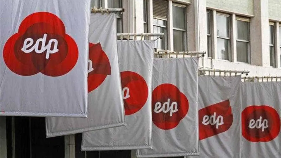 EDP admite retirar EDP Renováveis da bolsa se obtiver 90% das ações