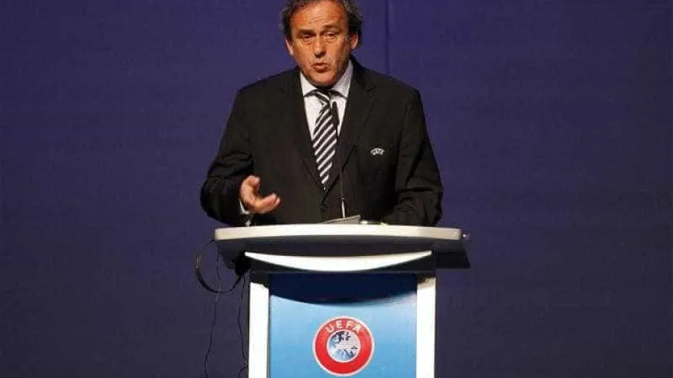 Fair-play financeiro reduziu dívidas dos clubes para metade