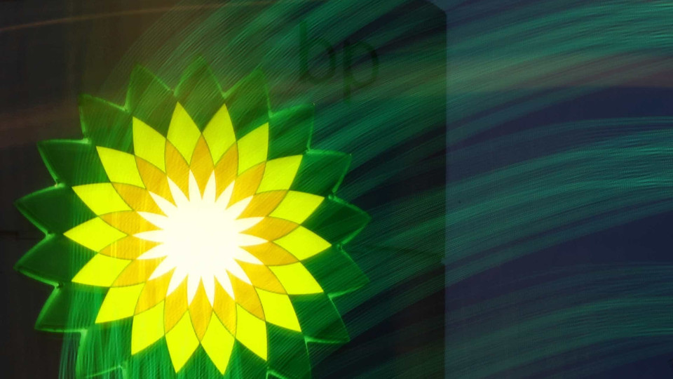 Petrolífera britânica BP regista perdas de mais de 4.000 milhões