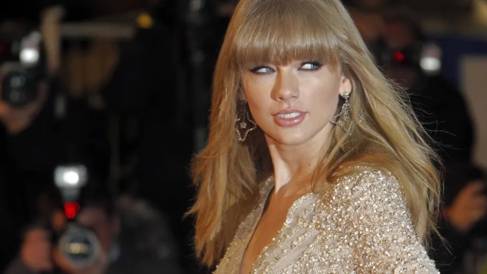 Taylor Swift compra casa com 13,8 milhões em notas
