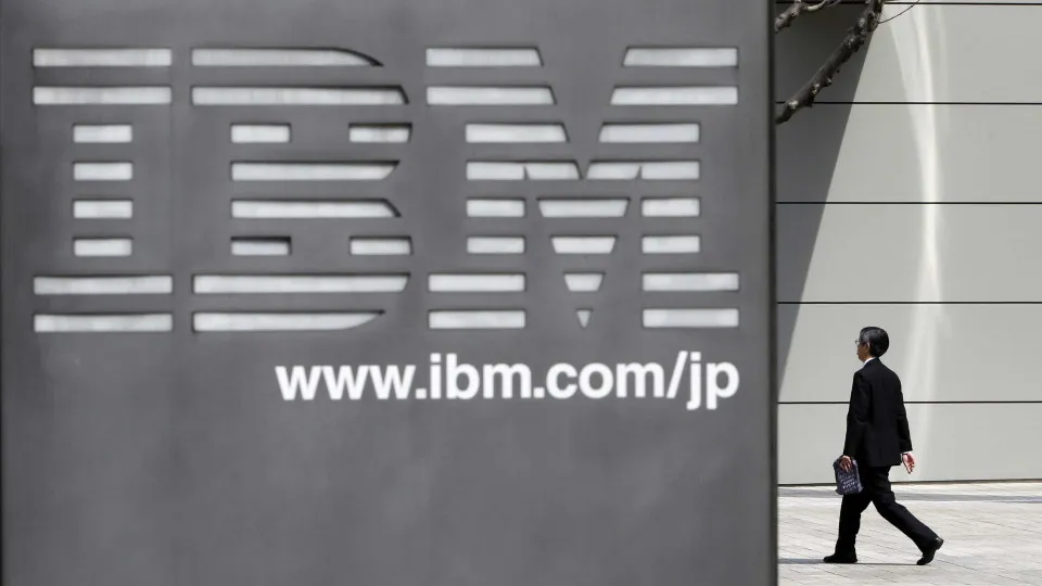 IBM cria filme com átomos