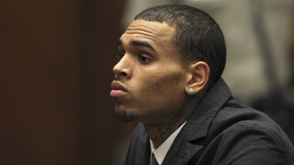 Chris Brown processa mulher que o acusou de violação