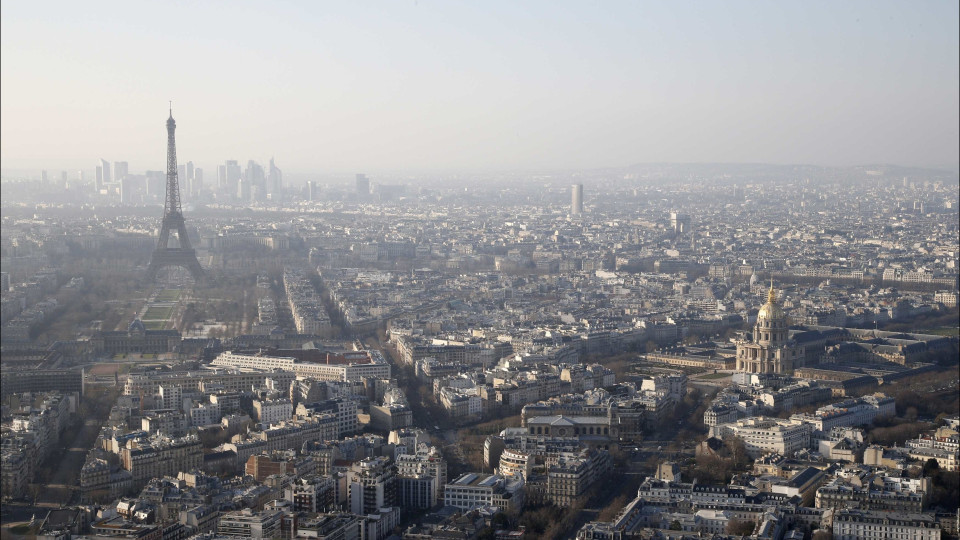 Sem transportes, parisienses planeiam sair da capital durante Paris2024