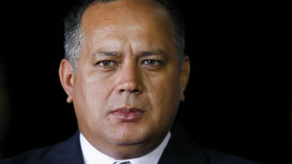 Diosdado Cabello recebeu alta um mês após testar positivo, na Venezuela