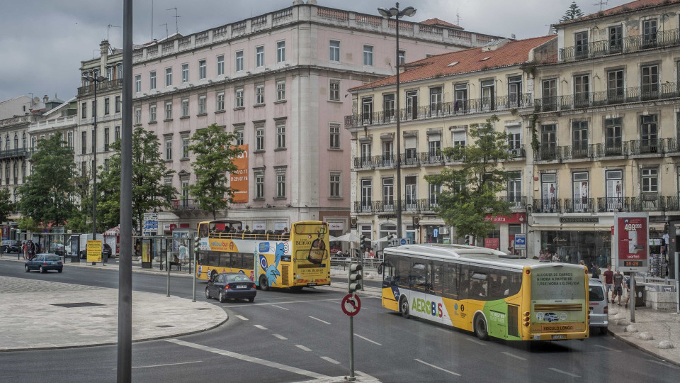 Lisboa quer alterar lei do alojamento para evitar escassez de moradores