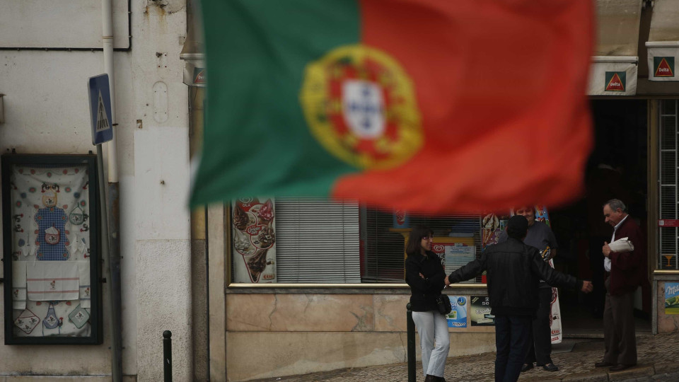 Portugueses consideram que a sua situação financeira piorou