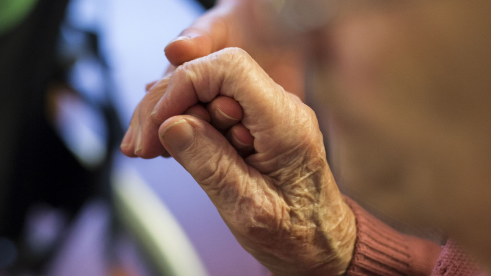 Mulher de 82 anos ficou ferida em assalto à sua residência em Ourém