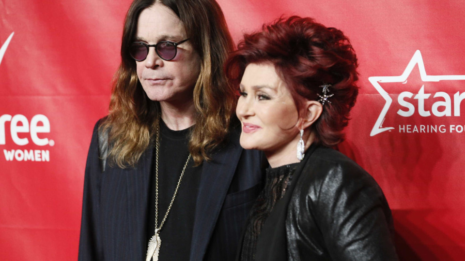 Ozzy Osbourne arrepende-se de ter traído a mulher: "Parti-lhe o coração"