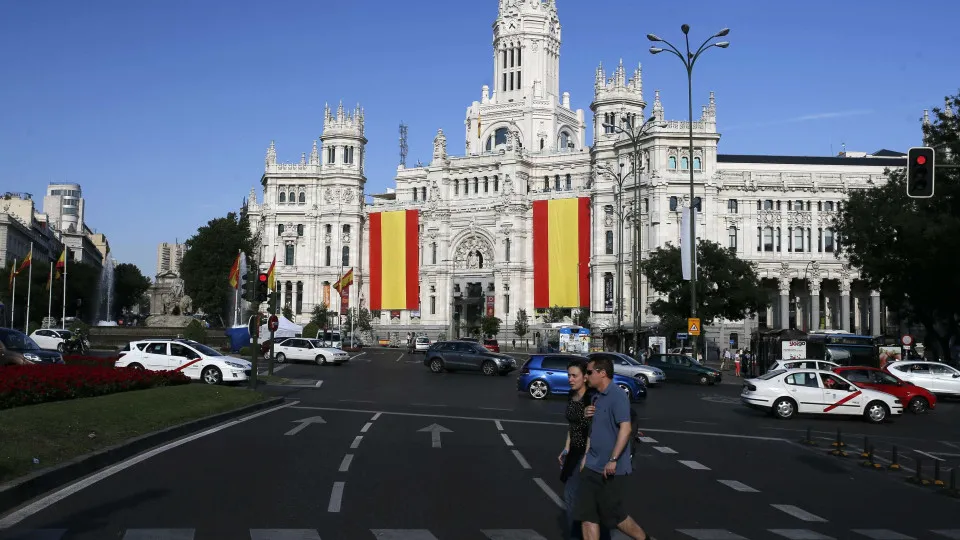 Embaixador em Espanha pede a portugueses para ficarem em casa