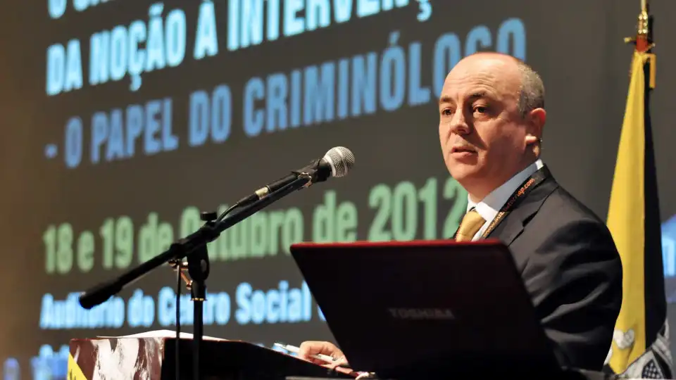 Ex-diretor do SEF vai coordenar grupo que vai gerir Pacto de Migração