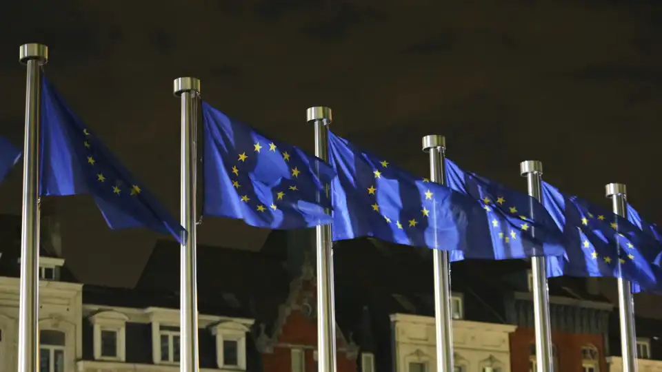 Ministros do Interior da UE debatem hoje situação no Mediterrâneo