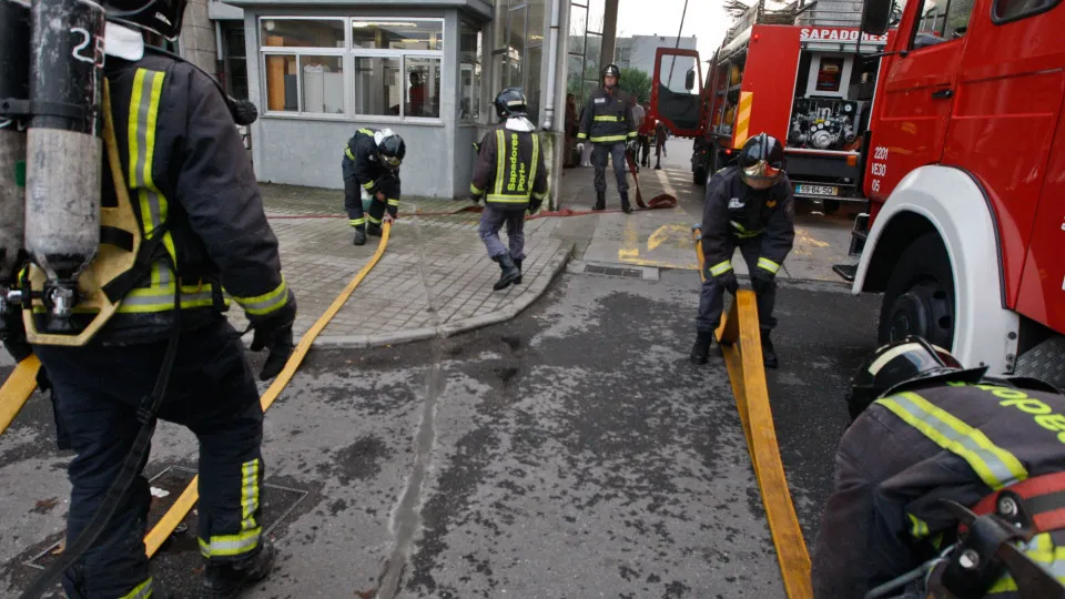 bombeiros incendio urbano