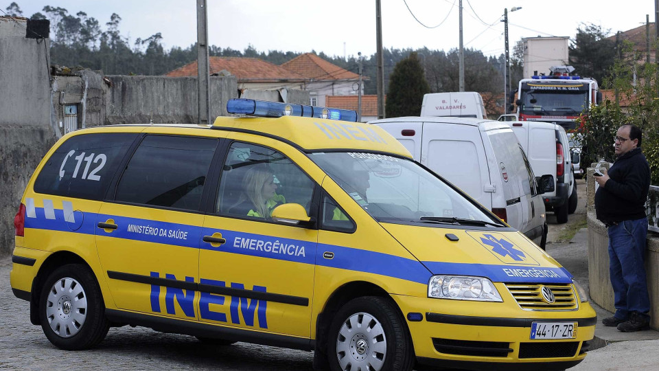 Homem sofre queimaduras em 40% do corpo durante queimada em Viseu