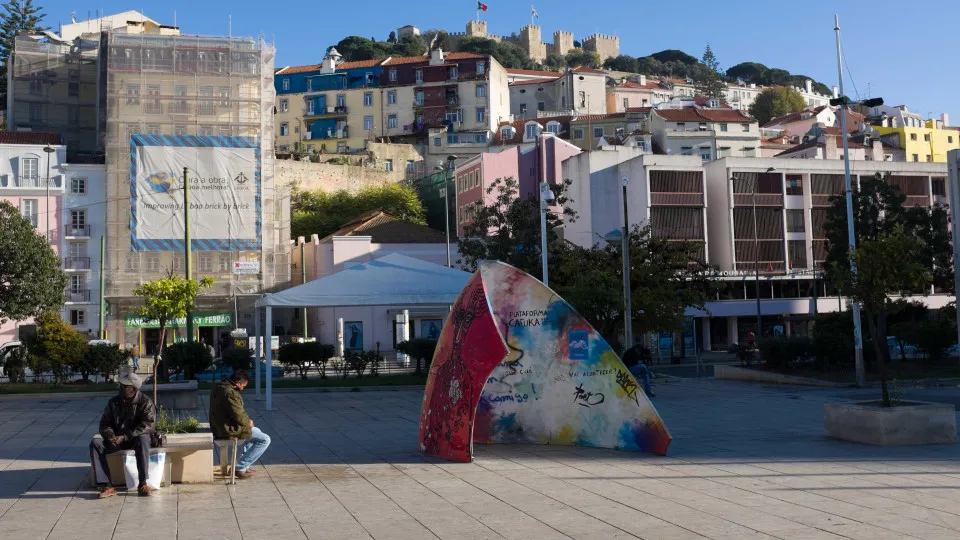 Católicos e muçulmanos criticam ação contra imigrantes e islâmicos