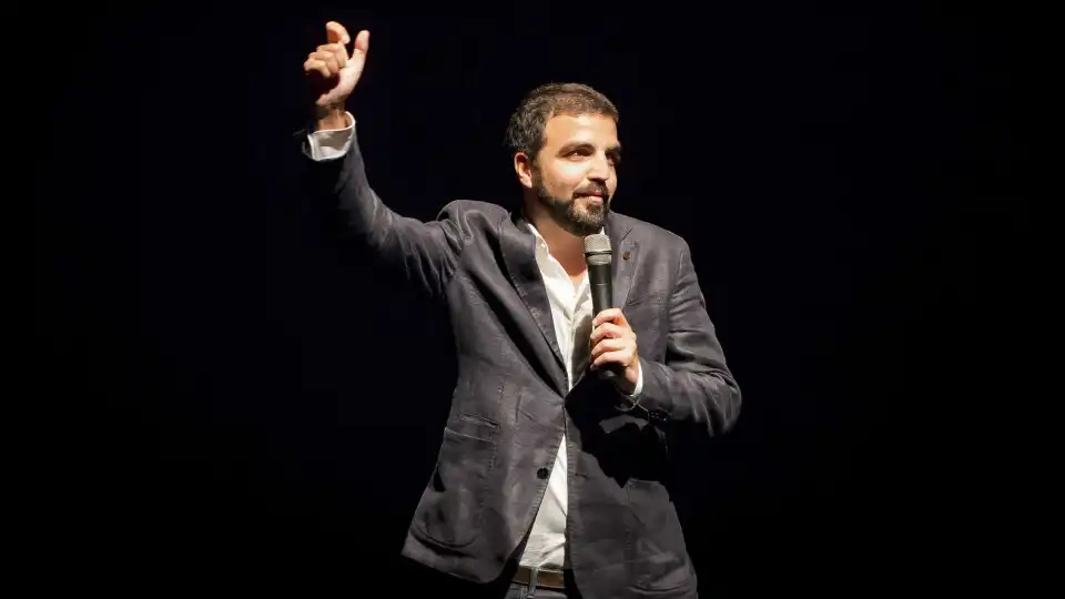 Salvador Martinha regressa ao stand-up