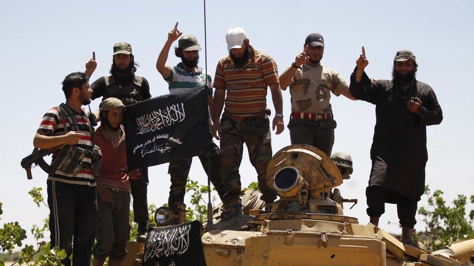 Síria. Pelo menos 9 militares mortos em ataque de grupo ligado à Al-Qaeda