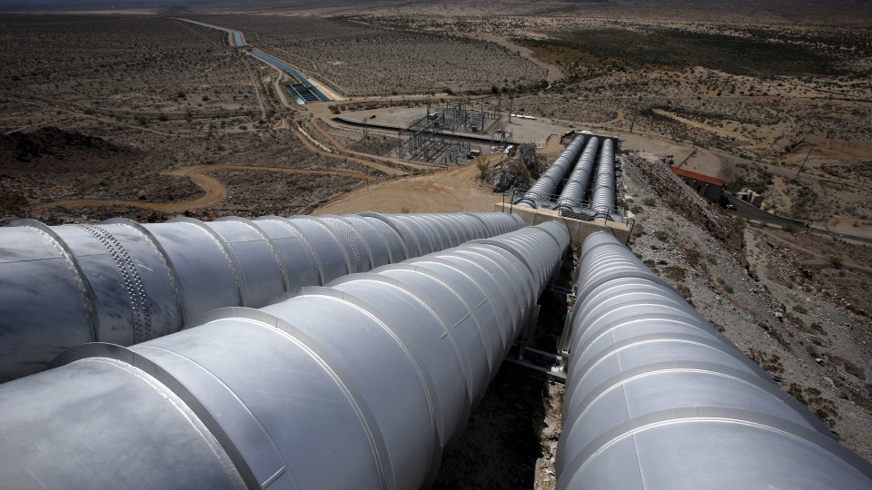 Concorrência insiste na ligação por oleoduto da refinaria da Galp a Sines