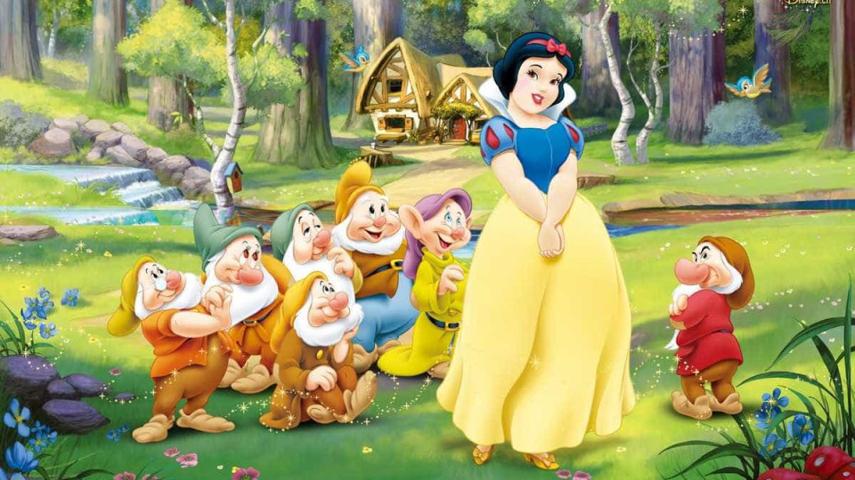 Princesas da Disney de cabelo curto e com curvas