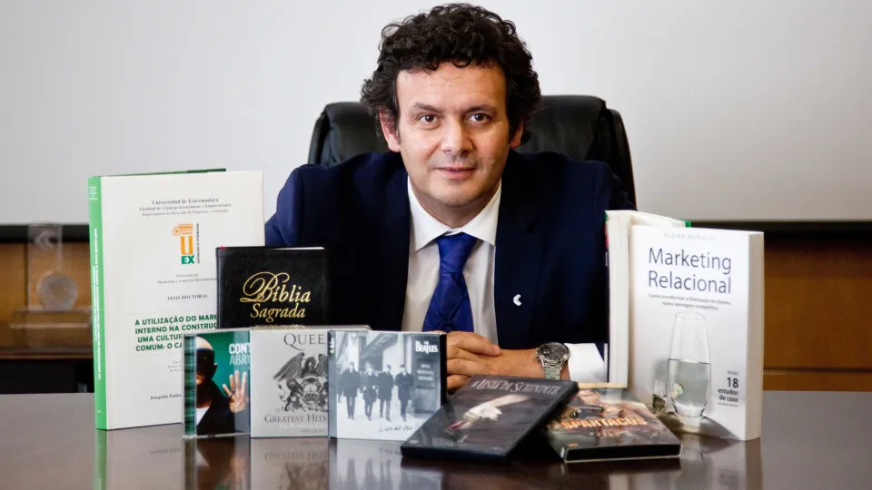 Sócrates "não foi decisivo em nada" no sucesso do Grupo Lena