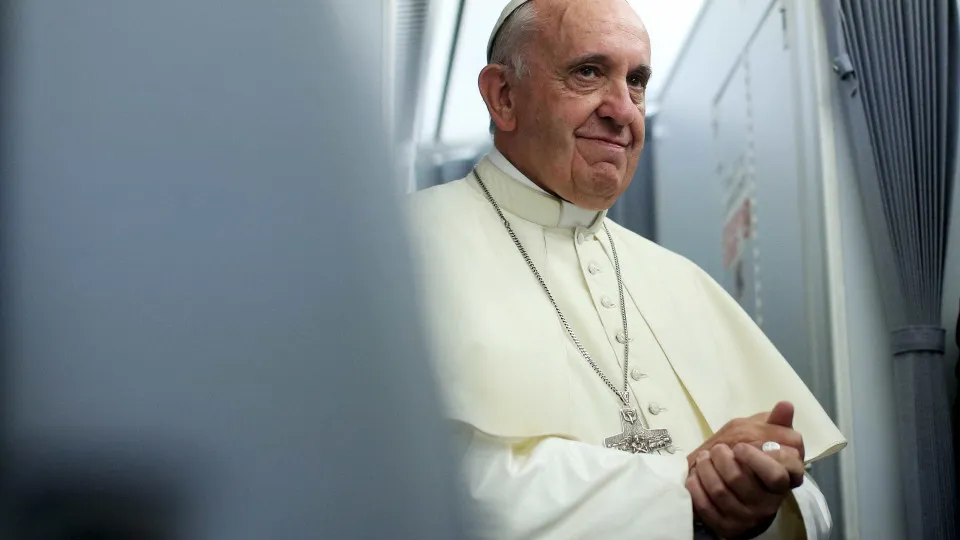 Papa retoma no domingo oração do Ângelus a partir da janela do Vaticano