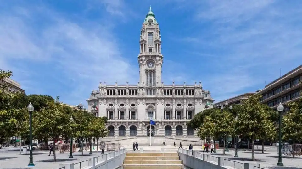 Câmara do Porto avança segunda-feira com construção do Campo de Campanhã