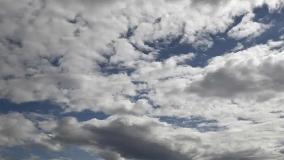 Chuva põe ilhas dos Açores sob aviso amarelo até domingo