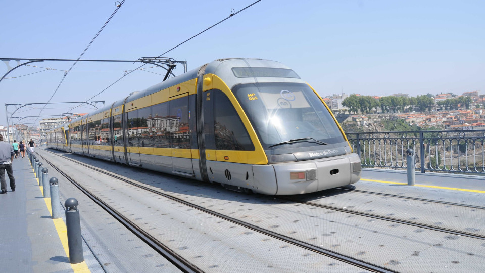 Atenção! Há viagens grátis no Metro do Porto este fim de semana