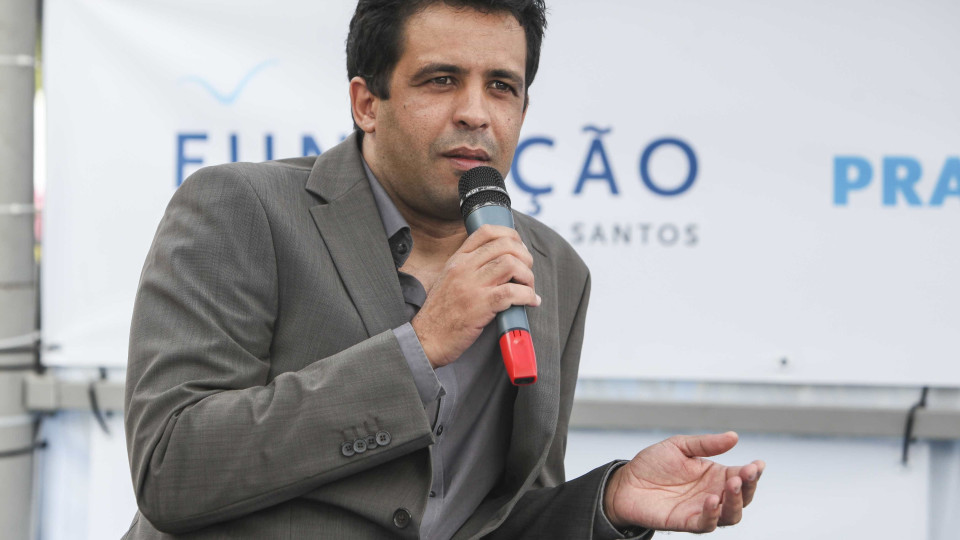 Bruno Vieira Amaral recebe Prémio Literário Fernando Namora 2013