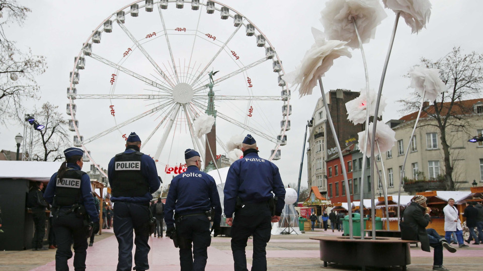 Polícia acaba com festa de sexo em Bruxelas onde estava eurodeputado