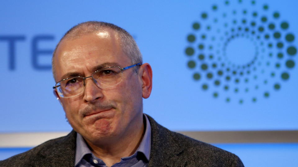 Rússia pede à Interpol que emita mandado de detenção contra Khodorkovsky