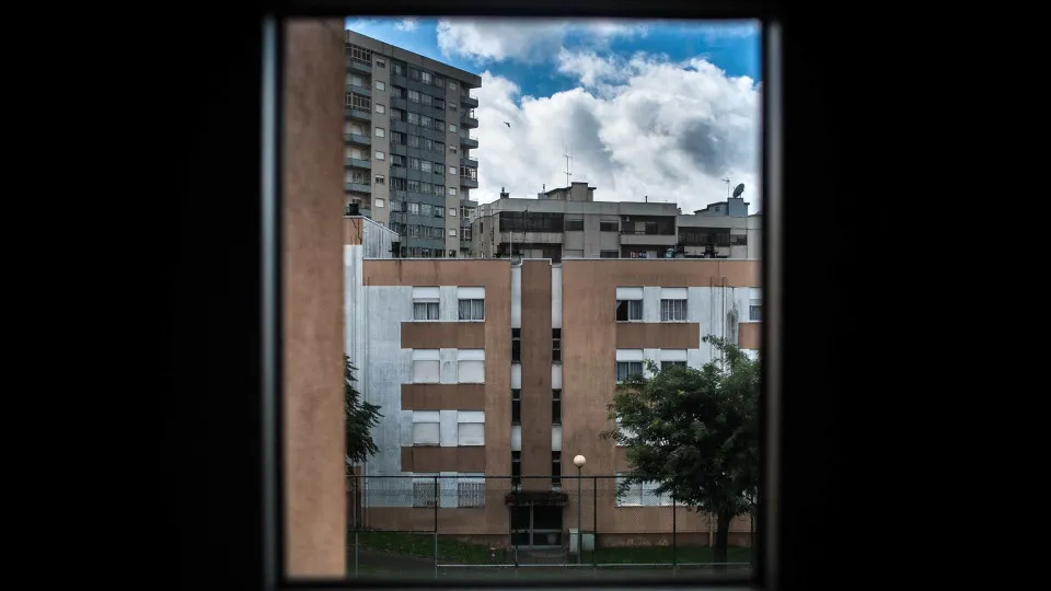 Aprovadas propostas para agravar penas para ocupações ilegais de casas