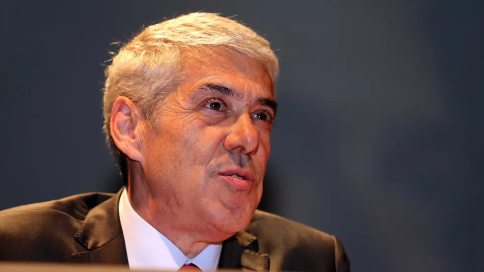 José Sócrates